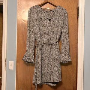 Long sleeve midi dress LOFT size M